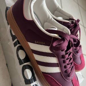 Adidas Samba Burgundy